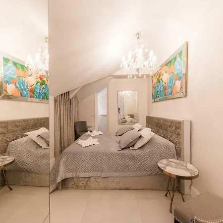 Ab - The Apartamento *