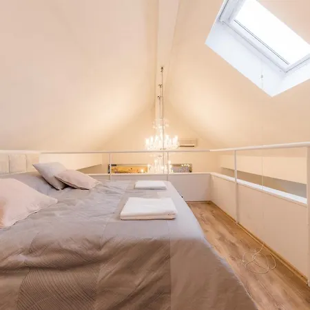 Apartment Ab - The