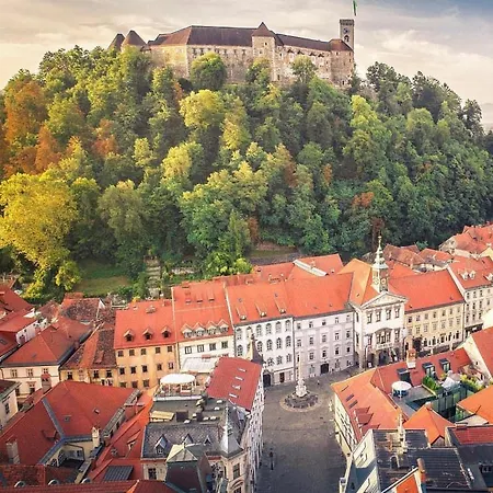 Ab - The Apartment *